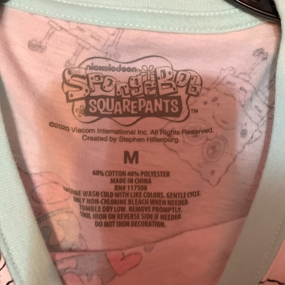 size M - Picture 3 of 3